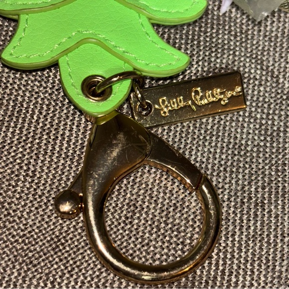 Lilly Pulitzer Women’s Pineapple Coin Case with Lobster Clasp - Picture 3 of 7